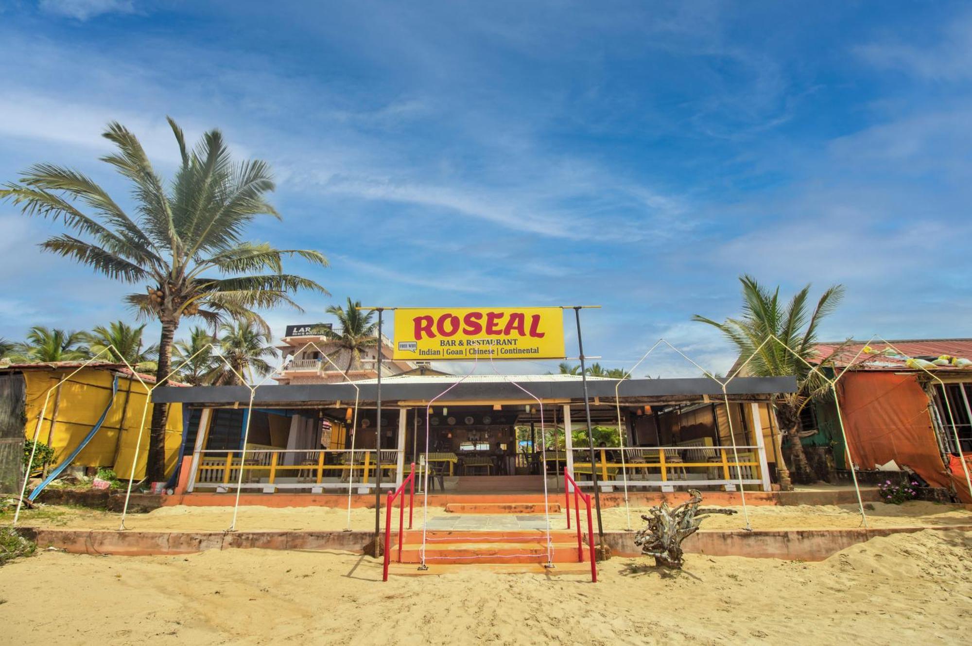 Roseal Beach Front Baga Eksteriør billede